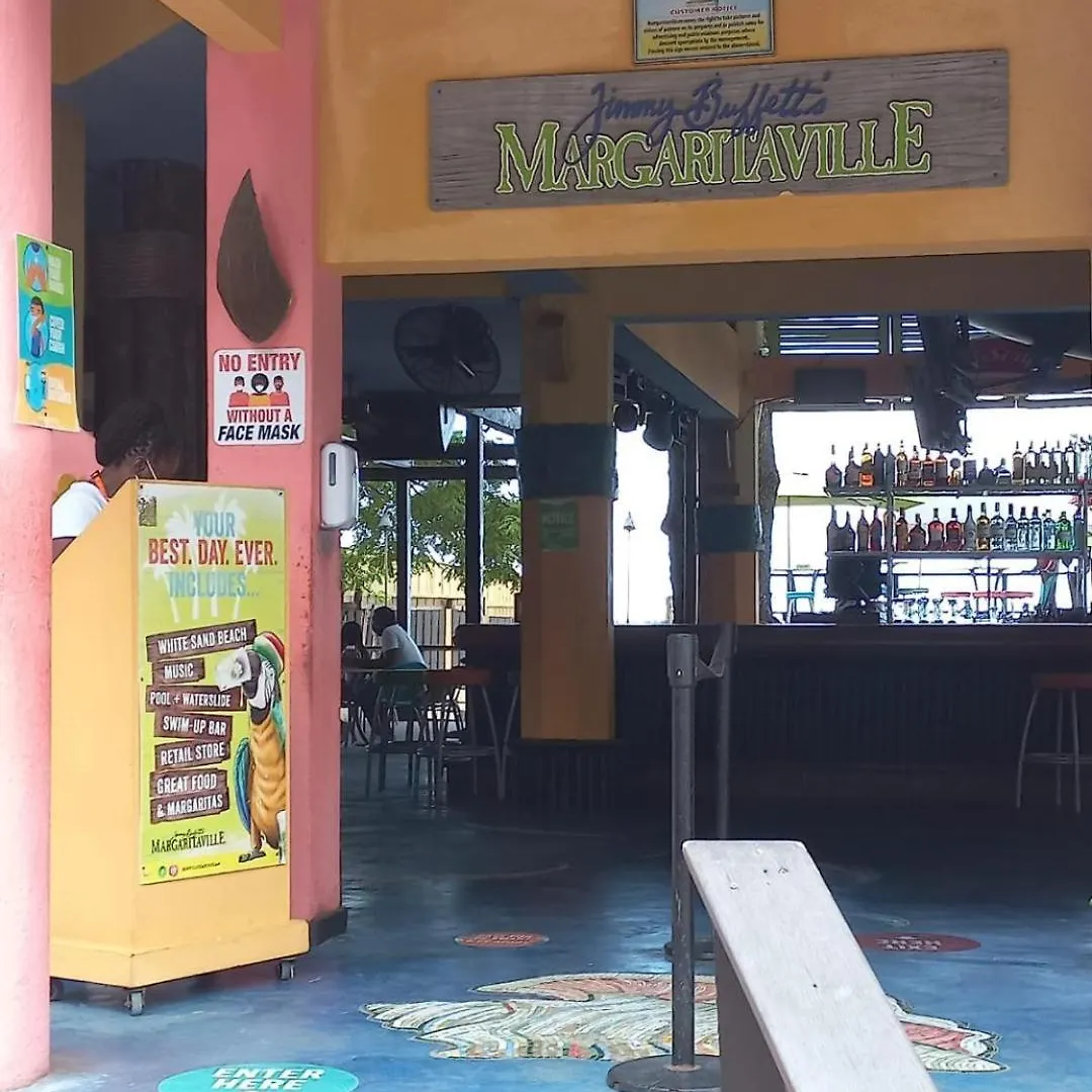 Apartment Towers By The Beach Ocho Rios